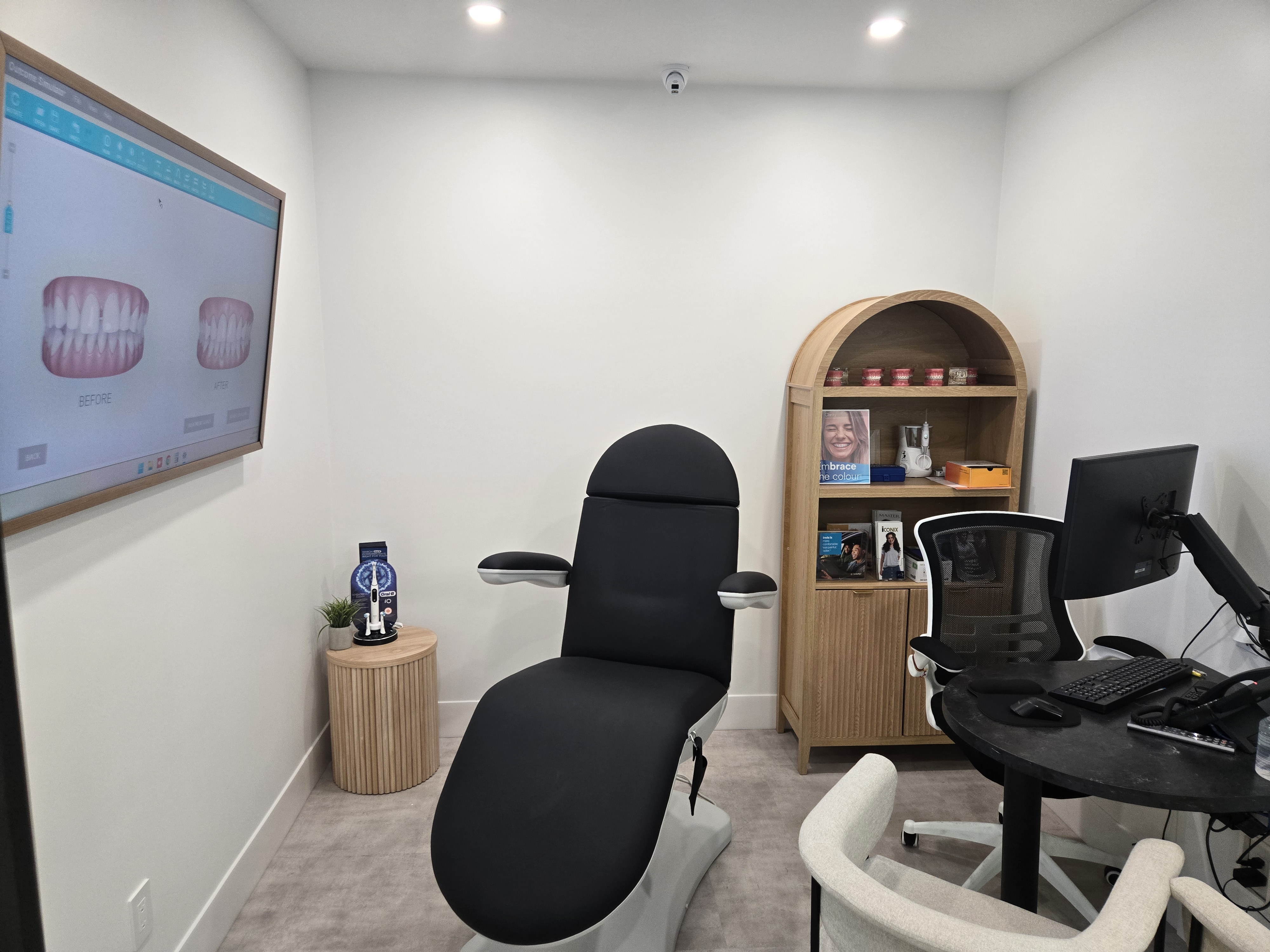 Consultation chair close-up at Vivid Smiles Orthodontics